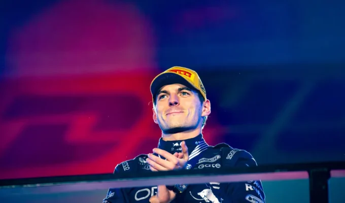 F1: Verstappen vence GP de Singapura e ultrapassa marca de Schumacher; Bortoleto abandona