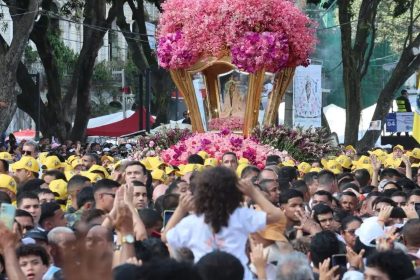 Círio de Nazaré: milhares de devotos visitam imagem de Nossa Senhora