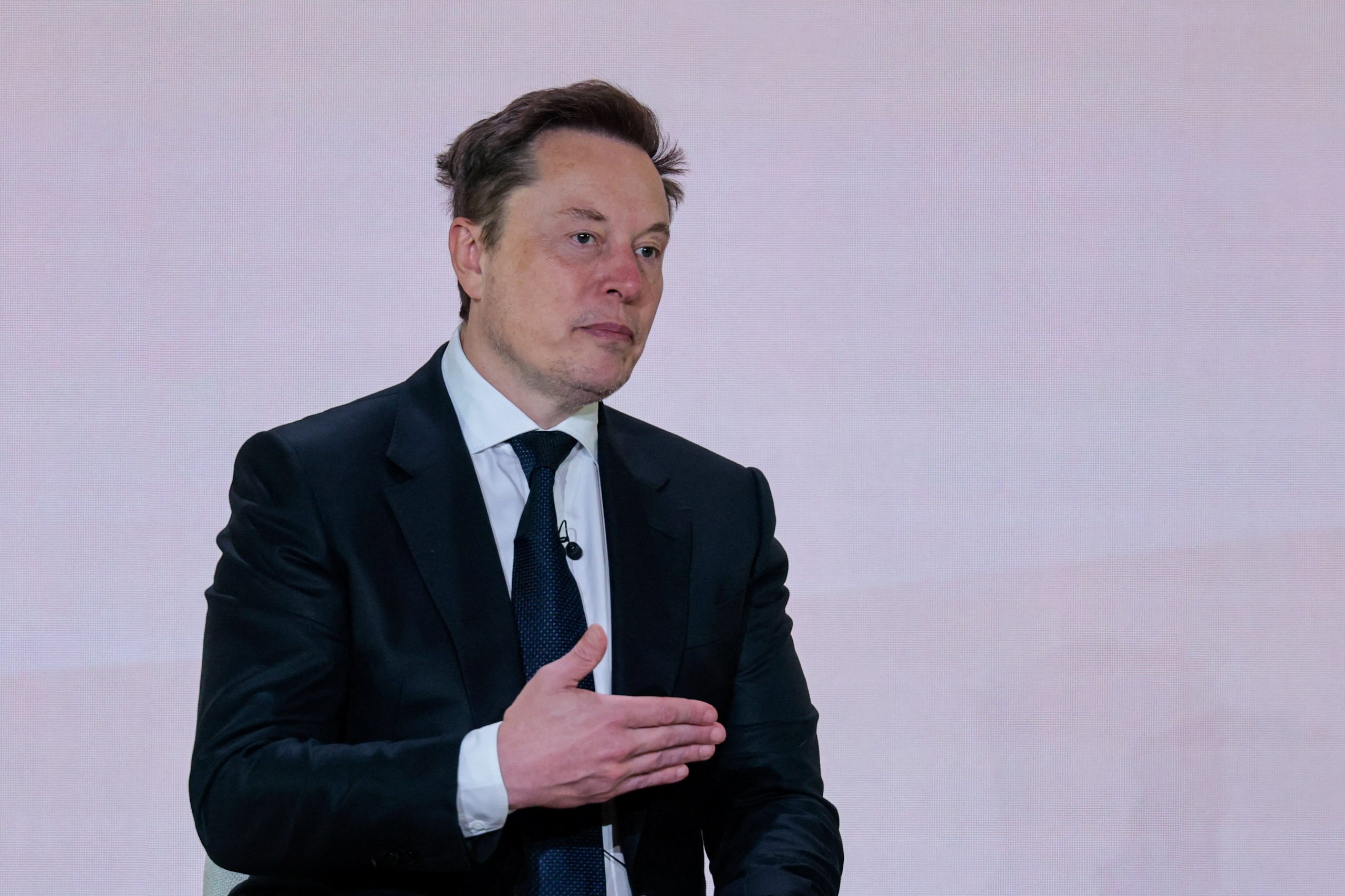 Elon Musk gastou US$ 366 milhões para ajudar os republicanos a manter o controle do Congresso