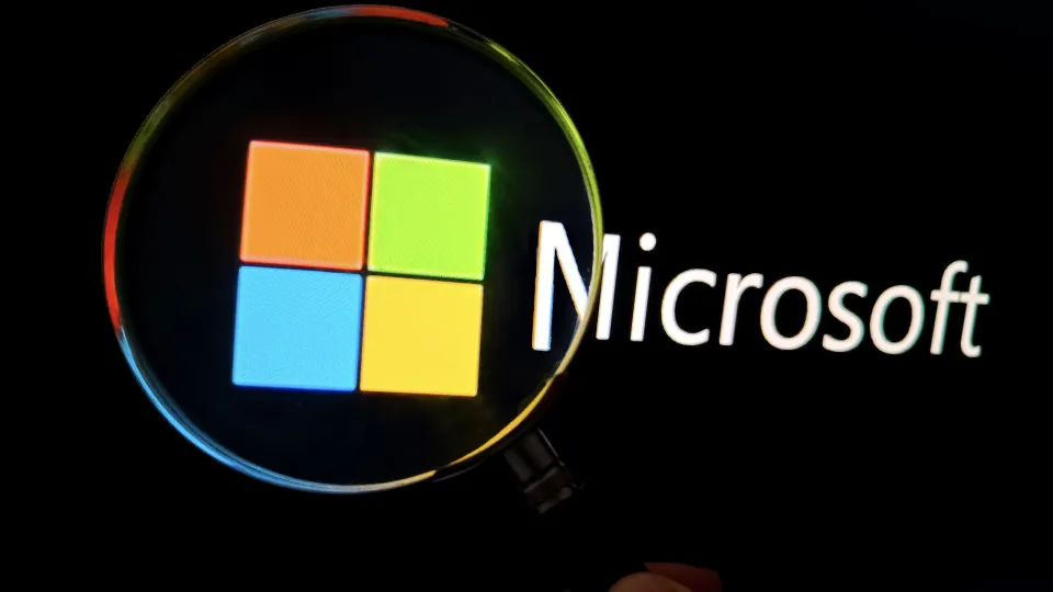 Microsoft lança o Maia 300, novo chip de inteligência artificial