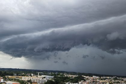 Paraná recebe novo alerta laranja de tempestades com granizo e ventos de até 100 km/h; veja previsão do tempo