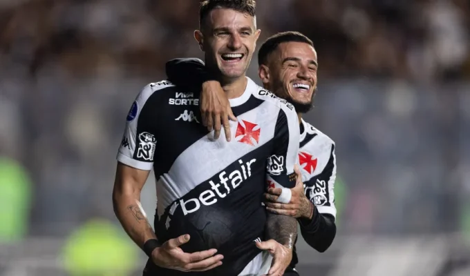 Vasco tenta segurar o Boca Juniors dentro da La Bombonera pela Sul-Americana