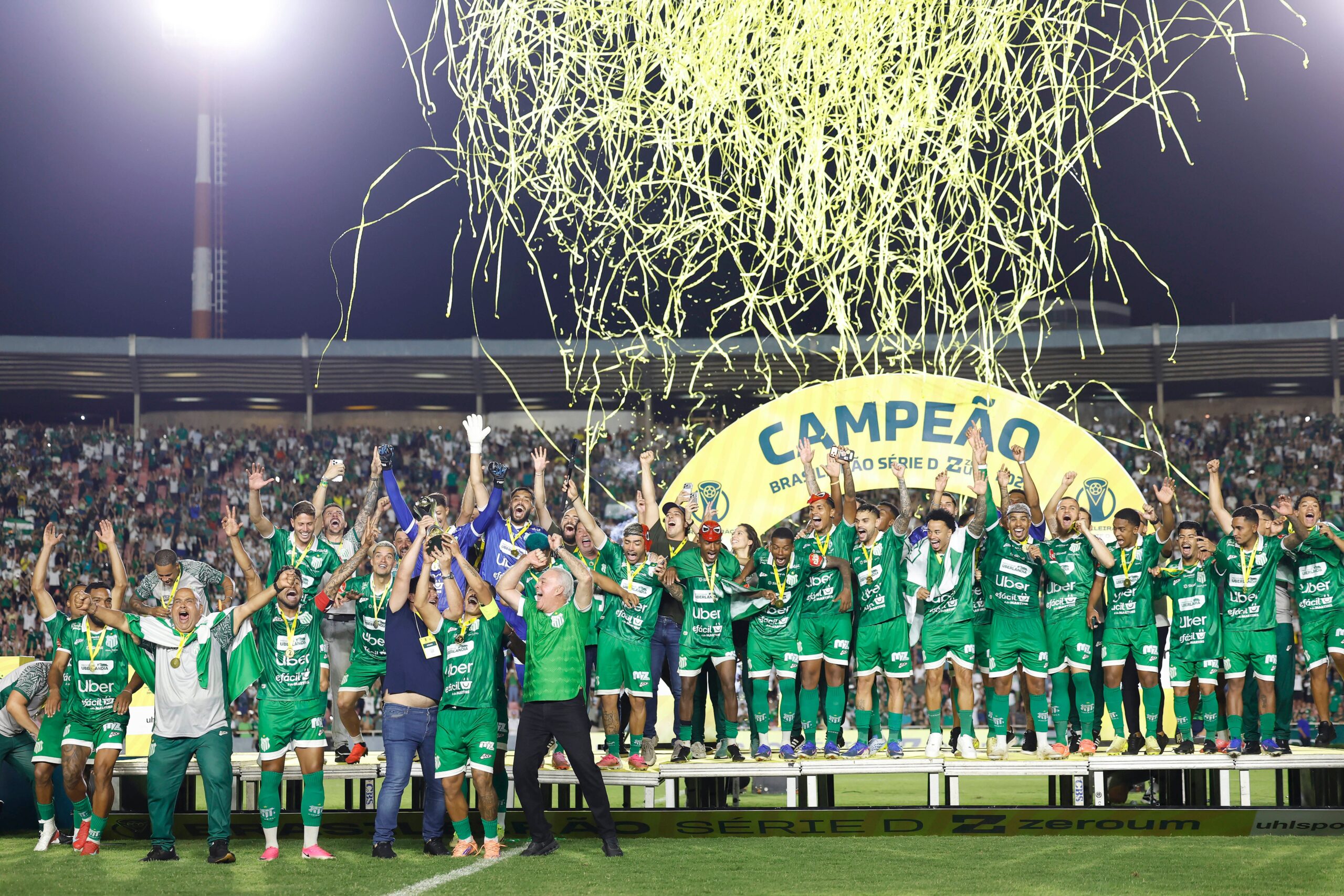 Quanto custa continuar existindo no futebol brasileiro?