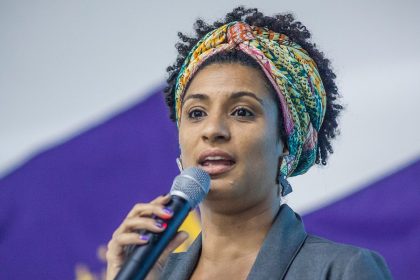 Bolsonaristas ofendem memória de Marielle Franco em ato no Rio