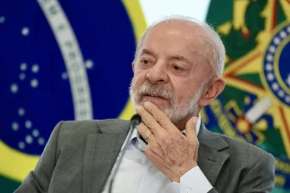 Lula escreve carta a evangélicos, diz que pretende ouvi-los e pede ‘discernimento’ na eleição