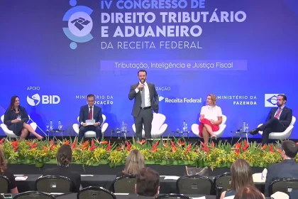 Durigan defende Receita como plataforma de inteligência do Estado