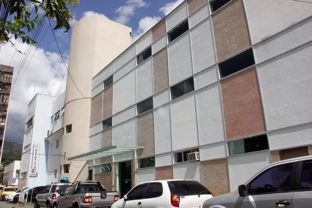 Justiça do Trabalho multa secretário de Saúde de Nova Friburgo em R$ 50 mil por descumprimento de medidas em maternidade