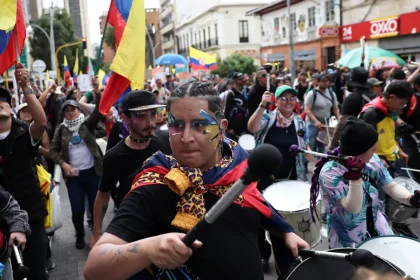 Colômbia vive protestos contra o governo de La Espriella