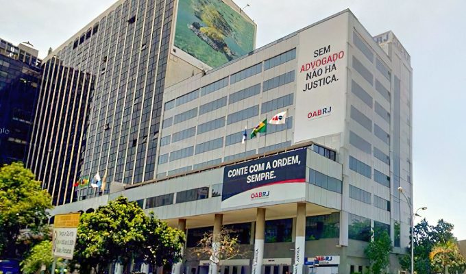 OAB Rio ganha ação que proíbe plataforma de oferecer petições com IA