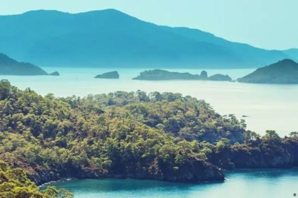 Naufrágio mais antigo do mundo: arqueólogos encontram navio que afundou há quase 5 mil anos na Turquia