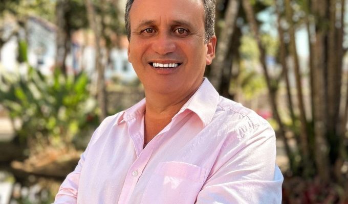 Prefeito de Rio Preto é denunciado por não entregar documentos em investigação sobre contratação de monitores escolares