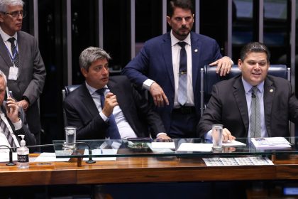 Alcolumbre retira PEC da Segurança Pública da pauta do Senado