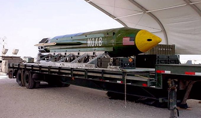 ‘Mãe de todas as bombas’: como é a GBU-43/B, arma poderosa que os EUA planejam usar contra o Irã
