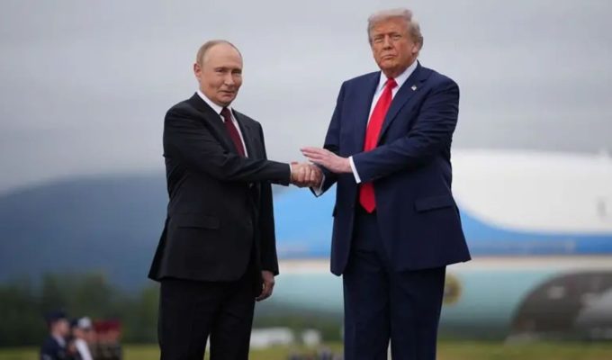 As críticas a Trump por seu plano de importar diesel russo: ‘Um porto seguro financeiro para a Rússia enquanto mata civis na Ucrânia’