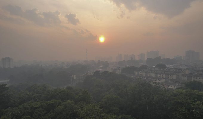 Após 1º turno, incêndios no Amazonas aumentam 416% e polícia investiga motivação política