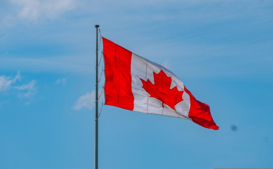 Incêndio em base militar no Canadá deixa mortos e feridos