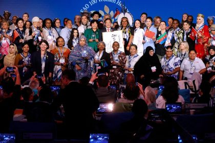 Pescadoras brasileiras recebem título de heróinas em premiação da FAO
