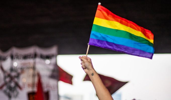 Mais de 100 Paradas do Orgulho se unem em mobilização nacional e anunciam manifesto pela democracia