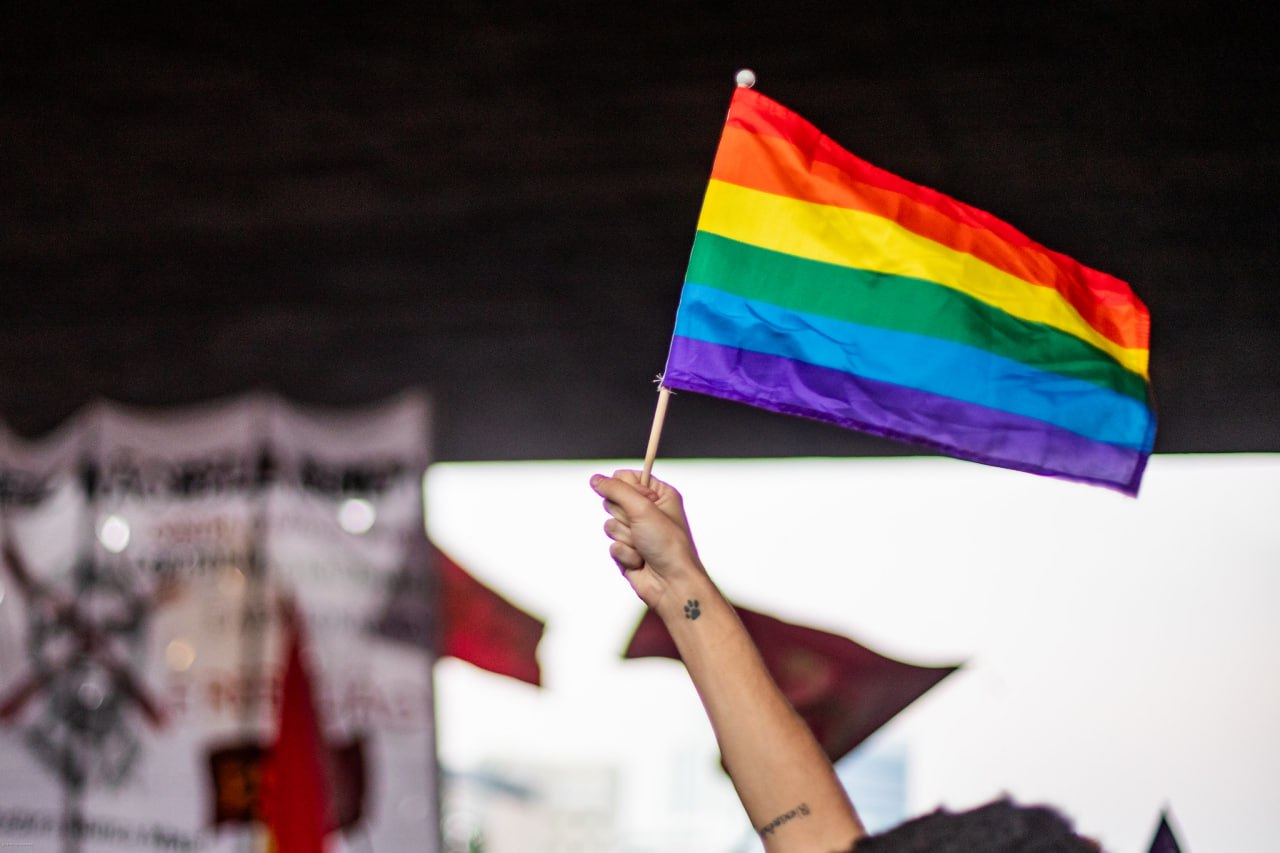 Mais de 100 Paradas do Orgulho se unem em mobilização nacional e anunciam manifesto pela democracia