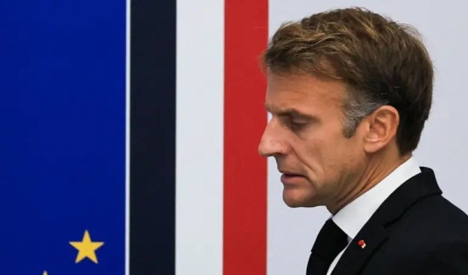 Protestos na França no fim de semana ampliam pressão sobre governo Macron