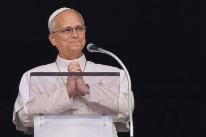 Papa pede que Zelensky coopere com Putin para garantir ajuda a cidade ucraniana sob controle russo