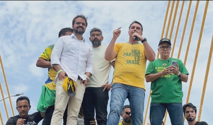 Flávio Bolsonaro, candidato do PL à Presidência, faz campanha no Amazonas e no Pará