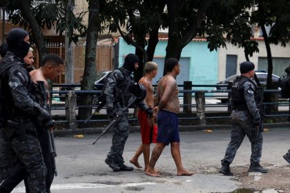Governo do RJ deverá adquirir câmeras para policiais em março de 2027 