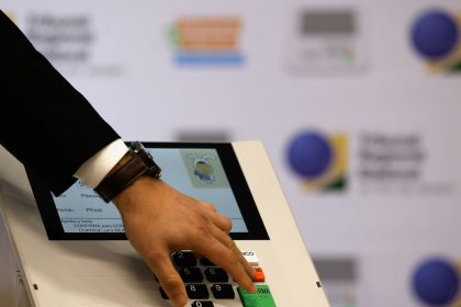 TRE-RJ define urnas que serão auditadas no segundo turno