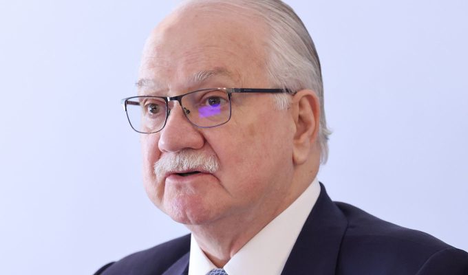 Democracia exige que perdedor respeite as regras do jogo, diz Fachin