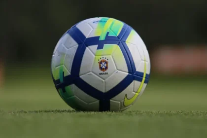 Mais da metade dos clubes do Campeonato Brasileiro acumula dívidas em atraso