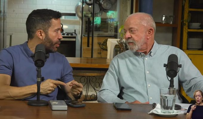 Lula participa de live do “exército” e estimula ida de idosos às urnas
