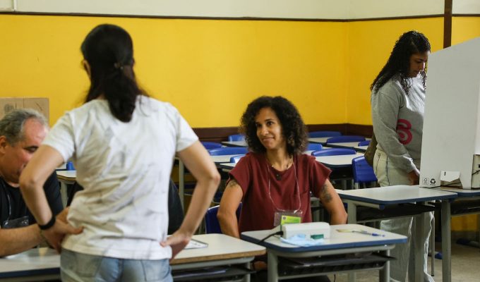 Primeiro governador, depois presidente: saiba qual a ordem de votação