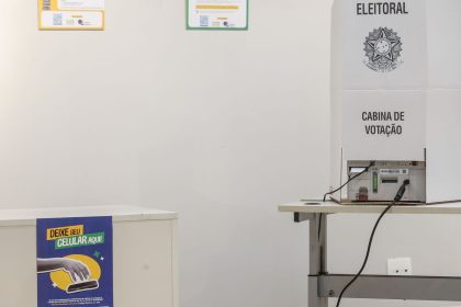 Eleitores de Itaguaí, no Rio, votam domingo também para prefeito