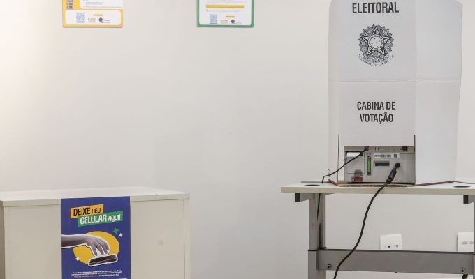 Eleitores de Itaguaí, no Rio, votam domingo também para prefeito