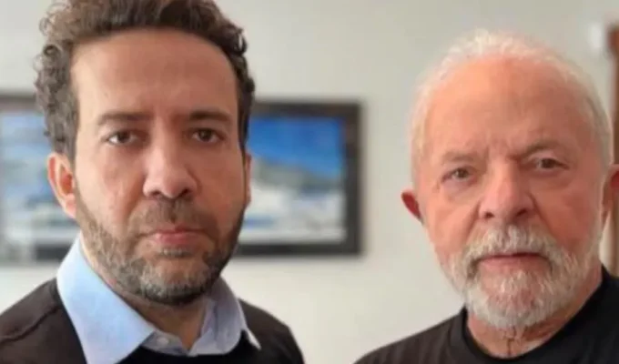 Janones diz que canal pode sair do ar perto do debate da Globo