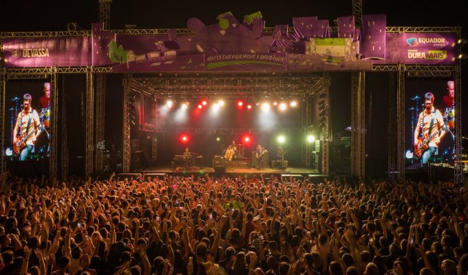 Corrida ao pôr do sol e show de Samuel Rosa movimentam a Ponta Negra em novembro
