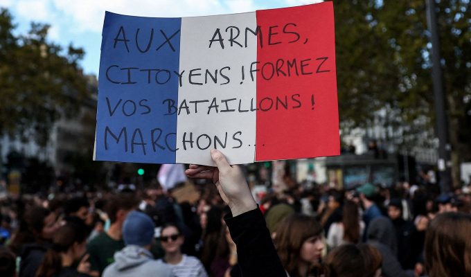 Protestos na França começam sob forte esquema de segurança
