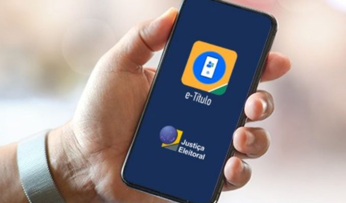 Mais de 1 milhão de eleitores justificam ausência pelo e-Título até as 9h, diz TSE