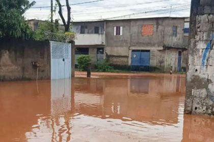 Chuva altera local de votação em Itapevi, no interior paulista