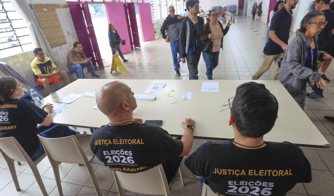 Apesar das fortes chuvas, eleições seguem tranquilas em São Paulo