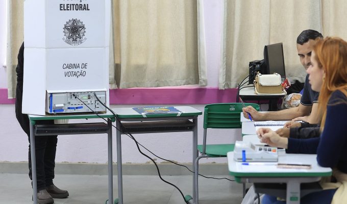 PM detém cinco pessoas por crimes eleitorais em São Paulo