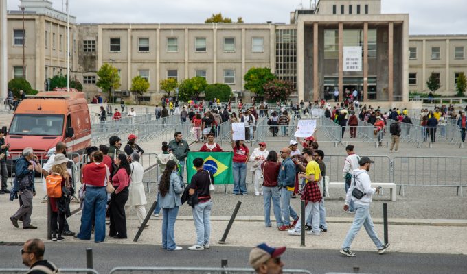 Votação em Portugal: adolescente brasileira é agredida em Lisboa