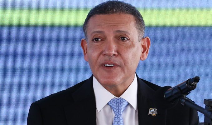 TSE: seções eleitorais ainda abertas devem manter votação até as 19h