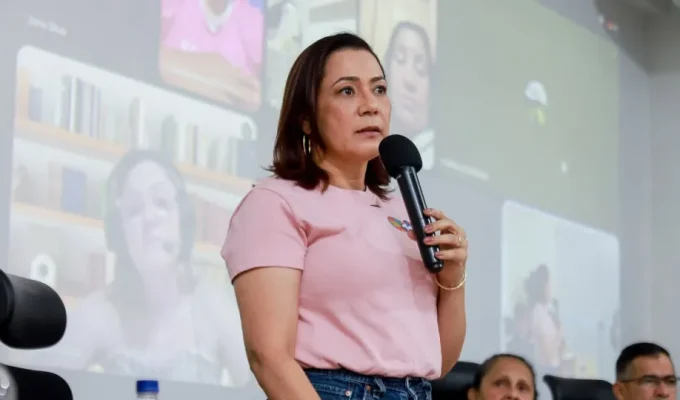 Mailza Assis (PP) é reeleita governadora do Acre