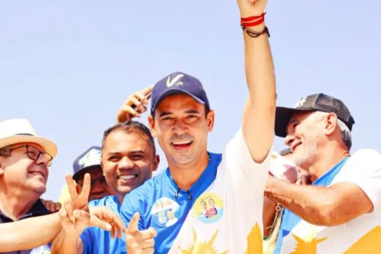 Vicentinho Júnior é eleito governador do estado do Tocantins