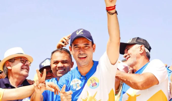 Vicentinho Júnior é eleito governador do estado do Tocantins