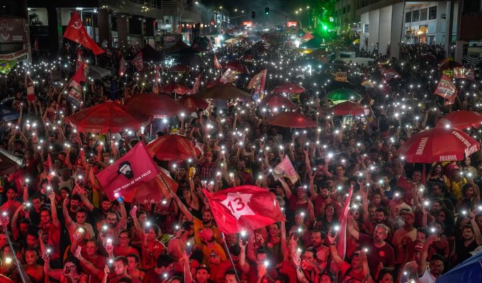 Vitória de Lula repercute na imprensa europeia e asiática
