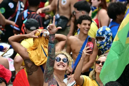 Petistas veem onda que garantiu vitória a Lula como reação a mau resultado no primeiro turno