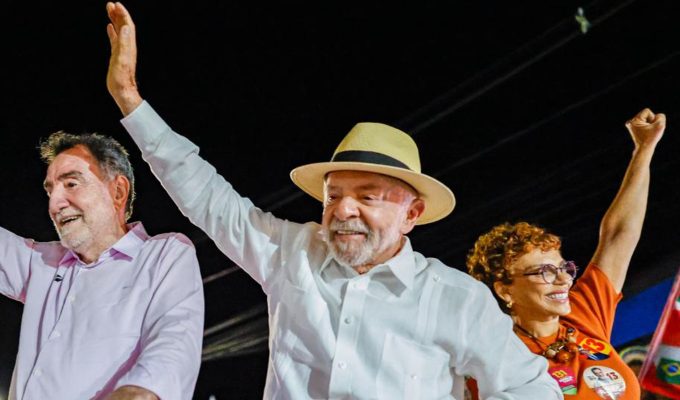 Lula ganha mais de 21 mil votos do 1º para o 2º turno em Montes Claros, mas Flávio Bolsonaro mantém liderança