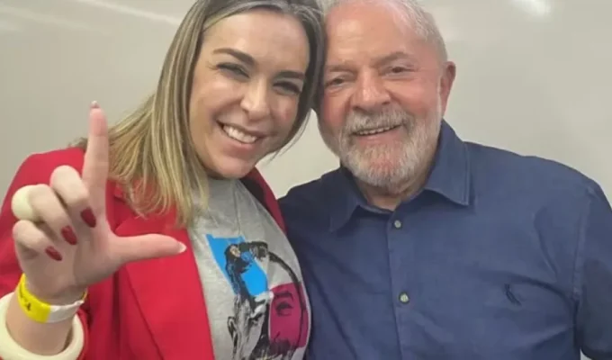 Amiga de Lulinha, lobista diz que votou em Flávio Bolsonaro no segundo turno